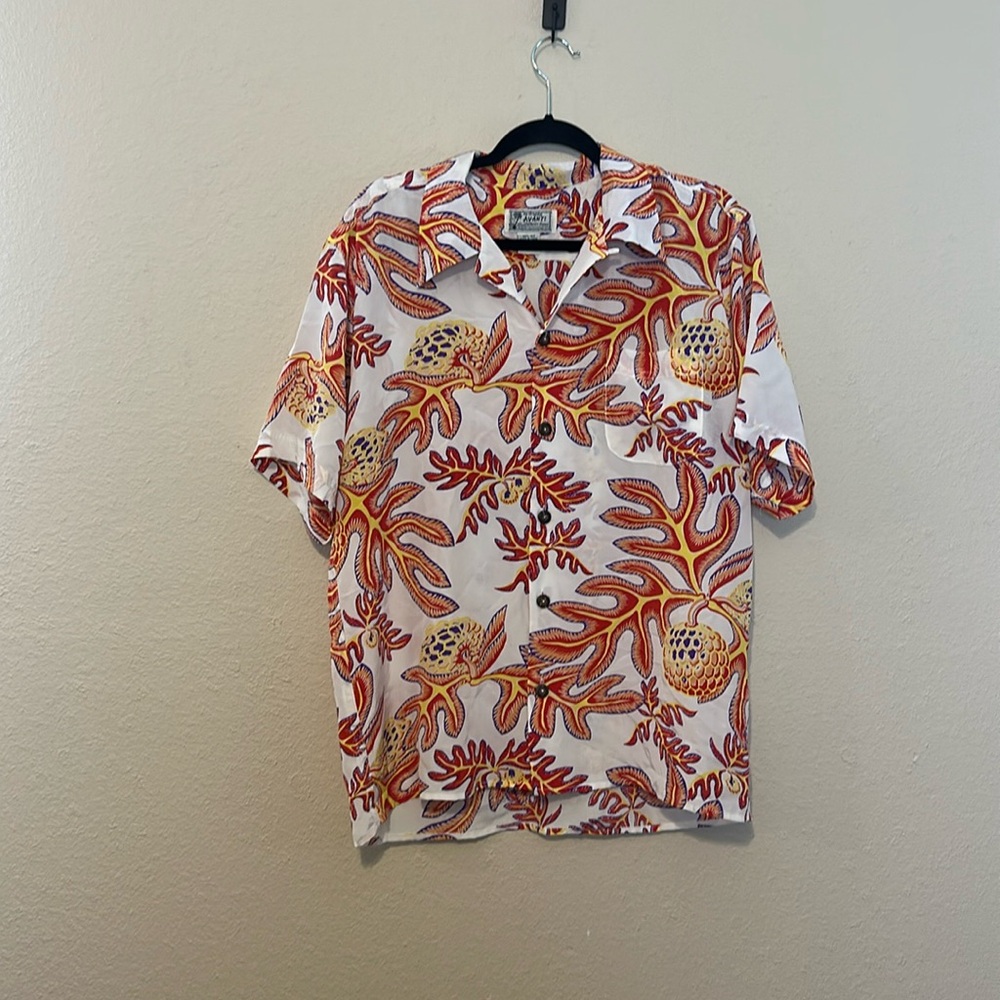 Avanti Silk Hawaiian Shirt Size Small‎